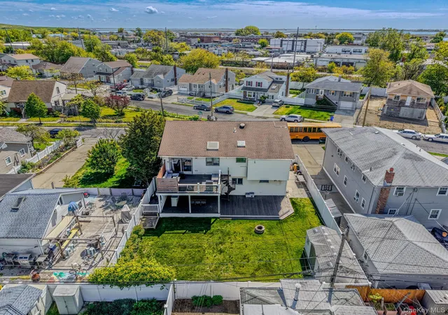 33rd image of 4 Lorraine Rd, Island Park, NY 11558 | MLS# 1003362