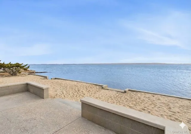 1st image of 154 Shore Dr E, East Hampton, NY 11930 | MLS# 1003403