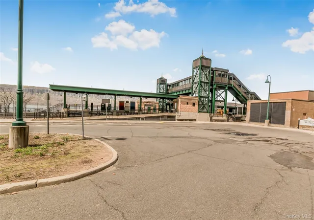 2nd image of 1155 Warburton Ave, Yonkers, NY 10701