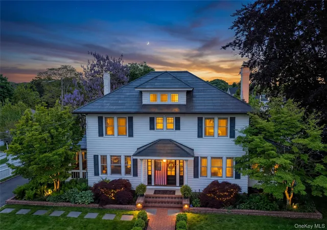 4th image of 119 Hubbard Ave, Riverhead, NY 11901 | MLS# 1003409