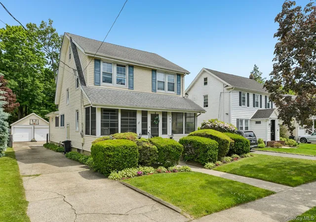 Photo 1 of Sale Pending at 207 N Forest Ave, Rockville Centre, NY 11570 | MLS# 1003430 | Listing updated on 2026-06-26