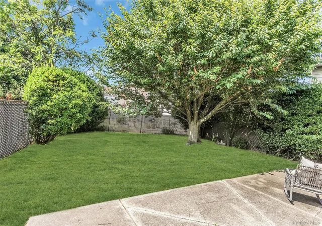 21st image of 94 Union Pl, Lynbrook, NY 11563 | MLS# 1003444