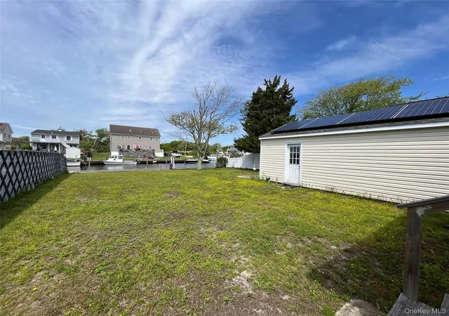 4th image of 84 Boylan Ln, Brookhaven, NY 11715 | MLS# 1003447