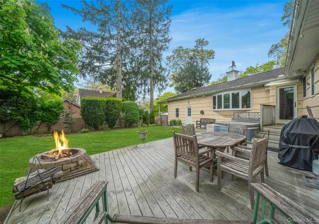 4th image of 190 Lake Dr, Copiague, NY 11726 | MLS# 1003453