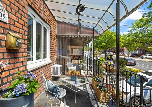 3rd image of 1709 Starr St, New York, NY 11385 | MLS# 1003460
