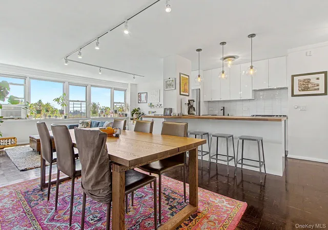 Photo 2 of Condo for sale at 4555 Henry Hudson Pkwy #805, New York, NY 10471 | MLS# 1003461 | Listing updated on 2026-10-01