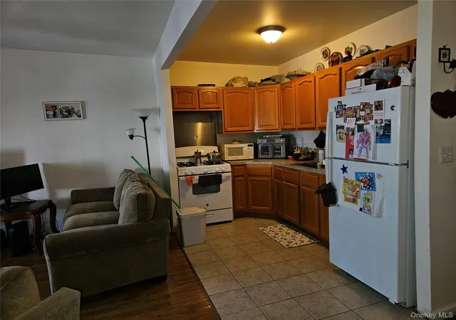 2nd image of 1297 Clay Ave, Bronx, NY 10456 | MLS# 1003479