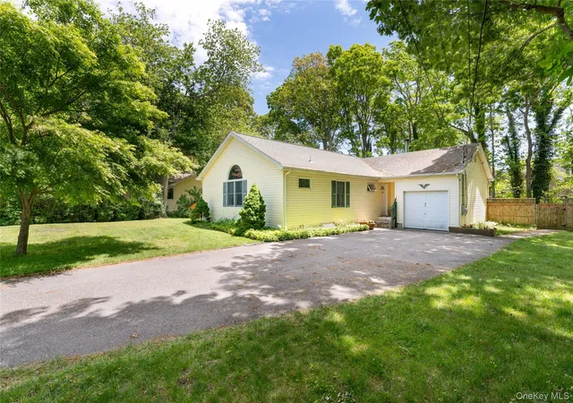 1st image of 47 Suffolk Rd, Hampton Bays, NY 11946 | MLS# 1003525