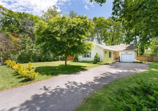 2nd image of 47 Suffolk Rd, Hampton Bays, NY 11946 | MLS# 1003525
