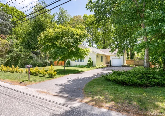 42nd image of 47 Suffolk Rd, Hampton Bays, NY 11946 | MLS# 1003525
