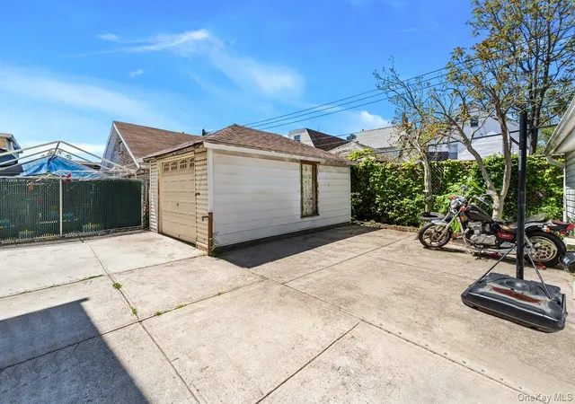 5th image of 10920 112Th St, South Ozone Park, NY 11420 | MLS# 1003537
