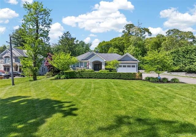 2nd image of 379 Frost Pond Rd, Oyster Bay, NY 11545 | MLS# 1003540