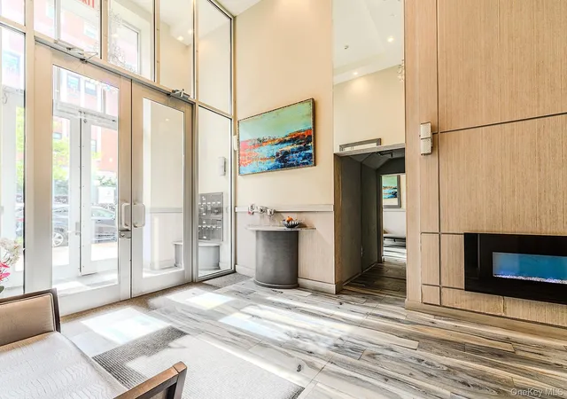 2nd image of 37 W End Ave #2B, Brooklyn, NY 11235 | MLS# 1003543