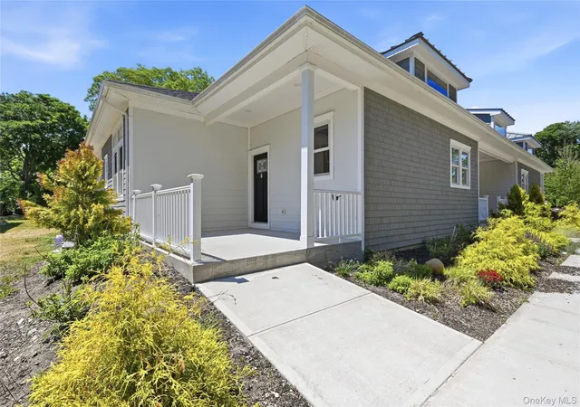 Homes for sale in Southampton, NY | 19 Montauk Hwy #7, Southampton, NY 11977 | MLS# 1003552
