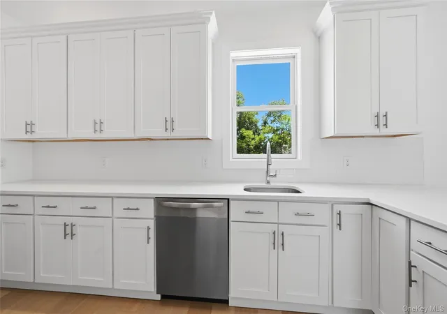Homes for sale in Southampton, NY | 19 Montauk Hwy #9, Southampton, NY 11977 | MLS# 1003556