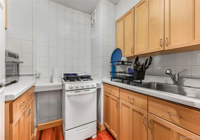 3rd image of Park Lane North, New York, NY 11375
