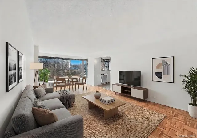 Photo 2 of Single family home for sale at 4455 Douglas Ave #9M, Bronx, NY 10471 | MLS# 1003589 | Listing updated on 2026-09-15