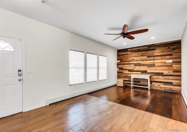 Photo 3 of Single family home for sale at 2 Lincoln Ave, Islip, NY 11752 | MLS# 1003628 | Listing updated on 2026-09-20