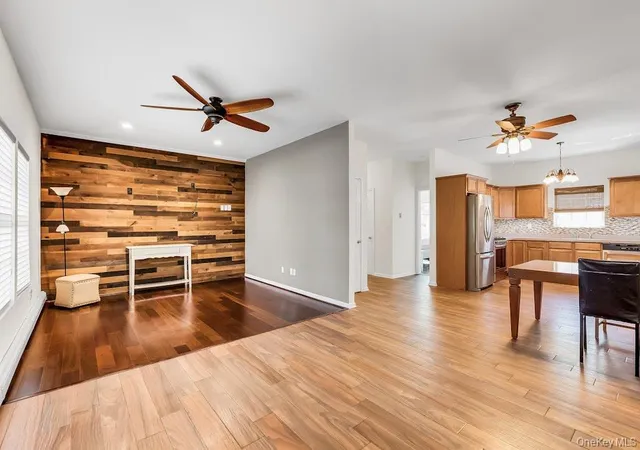 Photo 4 of Single family home for sale at 2 Lincoln Ave, Islip, NY 11752 | MLS# 1003628 | Listing updated on 2026-09-30