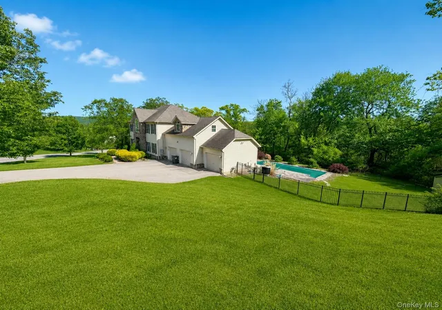 4th image of 3 Alloway Crescent, Highland Mills, NY 10930 | MLS# 1003631