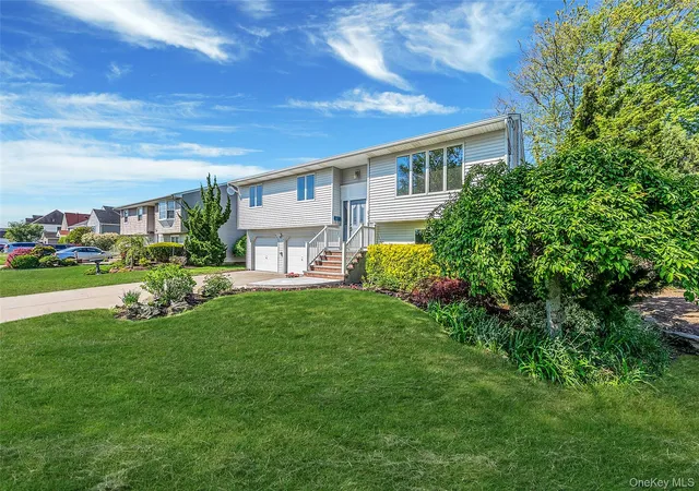 3rd image of 63 Ripplewater Ave, Massapequa, NY 11758 | MLS# 1003658