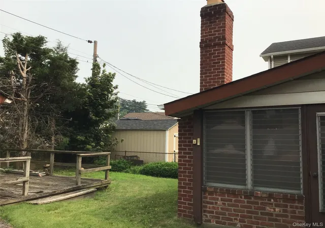 6th image of 25 Collins Ave, Williston Park, NY 11596 | MLS# 1003706