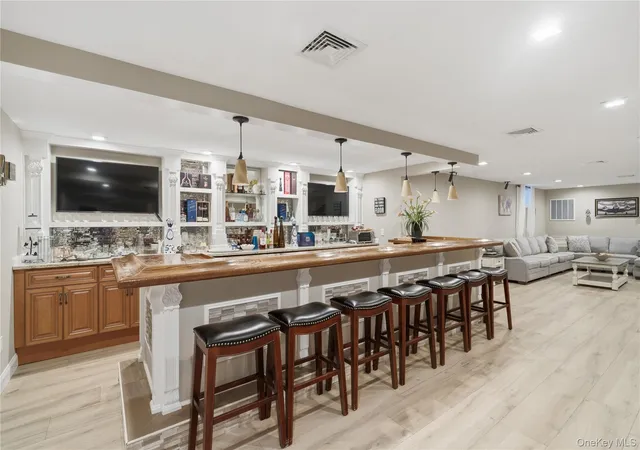 4th image of 27 Davison Pl, Hempstead, NY 11570 | MLS# 1003709
