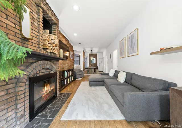 Homes for sale in New York, NY | 243 E 77Th St #2A, New York, NY 10075 | MLS# 1003719