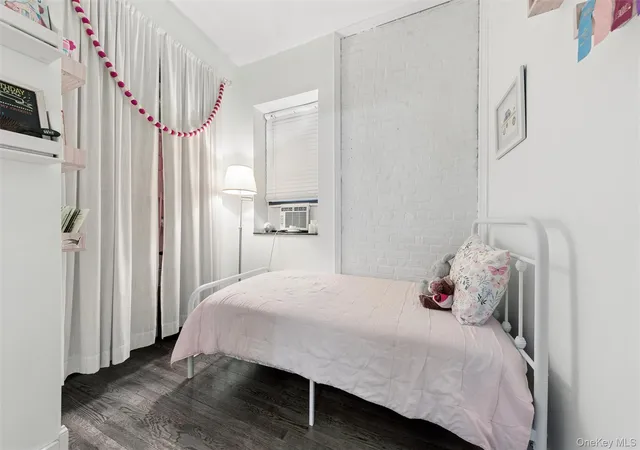 Homes for sale in New York, NY | 243 E 77Th St #2A, New York, NY 10075 | MLS# 1003719
