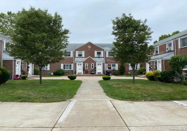 2nd image of 254 25 75th Ave #2nd fl, Glen Oaks, NY 11004 | MLS# 1003749