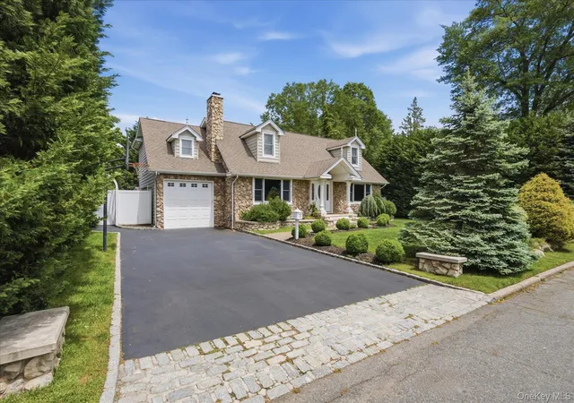 2nd image of 19 Gruber Dr, Glen Cove, NY 11542 | MLS# 1003769