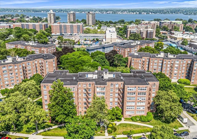 1st image of 18 65 211th St #3K, Bayside, NY 11360 | MLS# 1003771