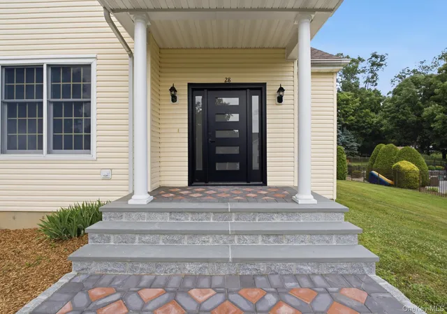 5th image of 28 Hynard Pl, Somers, NY 10505 | MLS# 1003806
