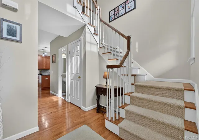 3rd image of 12 Newton Ct, Croton On Hudson, NY 10520 | MLS# 1003865