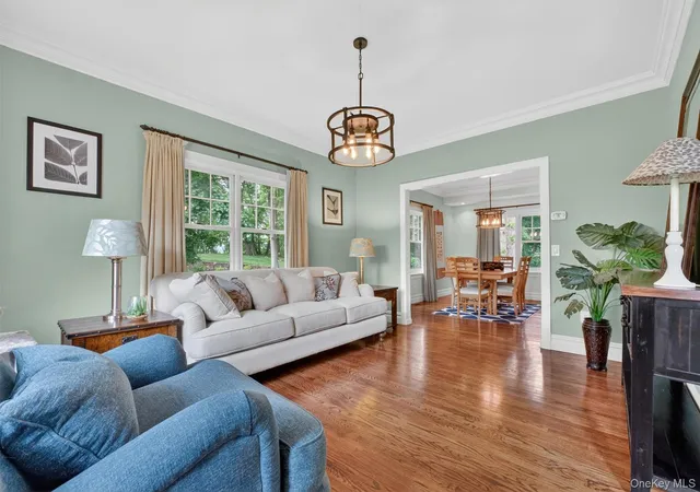 5th image of 12 Newton Ct, Croton On Hudson, NY 10520 | MLS# 1003865