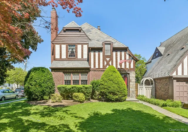 Photo 1 of Sale Pending at 60 Croyden Rd, North Hempstead, NY 11501 | MLS# 1003919 | Listing updated on 2026-07-28