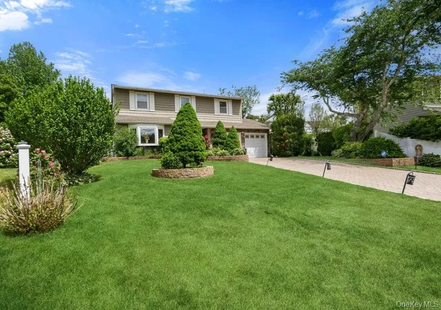 3rd image of 48 Lawrence Ave, Holbrook, NY 11741 | MLS# 1003982