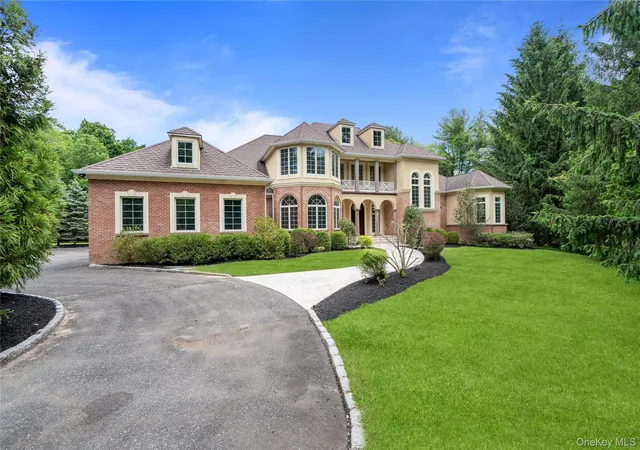 Homes for sale in Oyster Bay, NY | 1960 Midlane S, Oyster Bay, NY 11791 | MLS# 1004056
