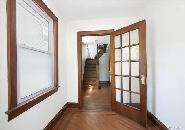 Homes for sale in New York, NY | 43 E Raleigh Ave, New York, NY 10310 | MLS# 1004082