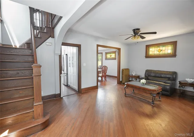 Homes for sale in New York, NY | 43 E Raleigh Ave, New York, NY 10310 | MLS# 1004082