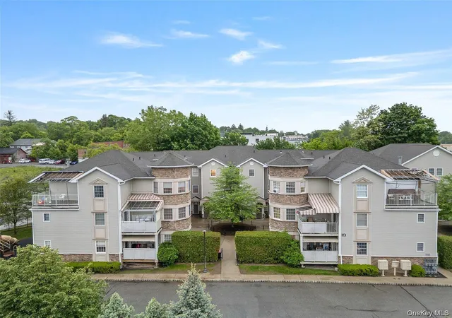 Homes for sale in Ramapo, NY | 10 Horizon Ct #302, Ramapo, NY 10952 | MLS# 1004090