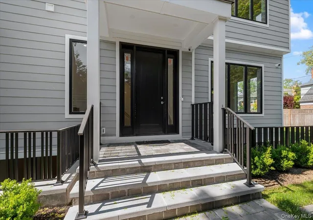 3rd image of 8 Sealy Dr, Hempstead, NY 11559 | MLS# 1004107