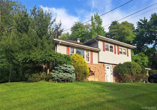 Photo 7 of Sale Pending at 20 Dorothy Dr, Ramapo, NY 10977 | MLS# 1004112 | Listing updated on 2026-07-29