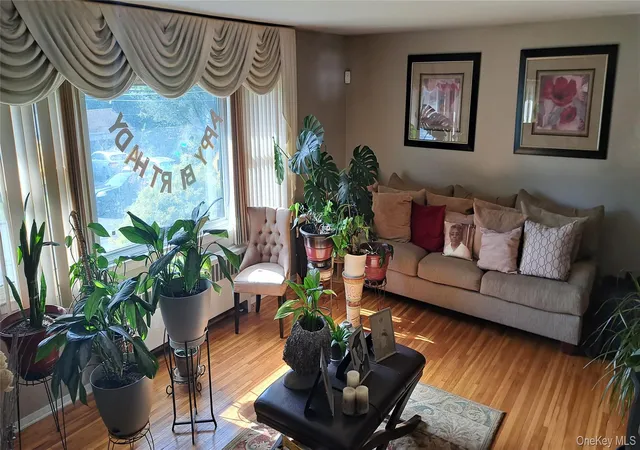 Photo 3 of Sale Pending at 20 Dorothy Dr, Ramapo, NY 10977 | MLS# 1004112 | Listing updated on 2026-07-29