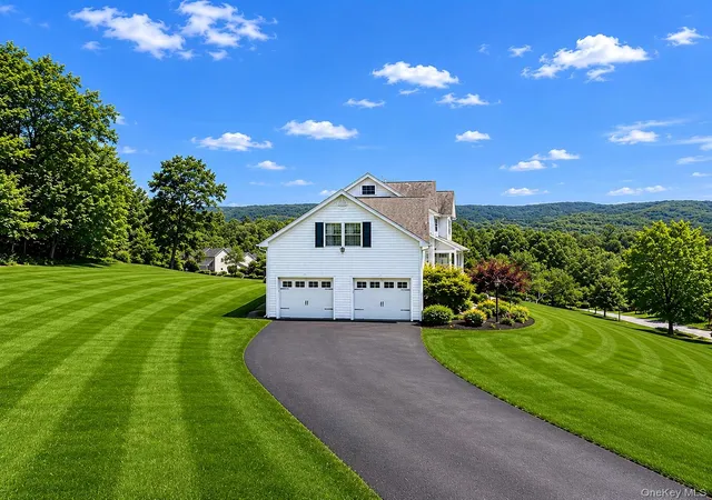 2nd image of 8 Alloway Crescent, Highland Mills, NY 10930 | MLS# 1004118