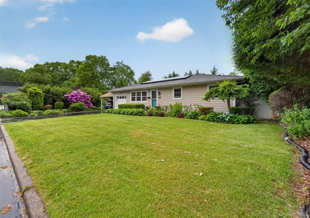 2nd image of 220 Grant Ave, Smithtown, NY 11780 | MLS# 1004135