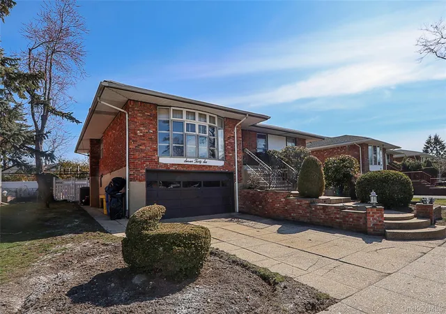 2nd image of 736 Bunker Rd, Hempstead, NY 11581 | MLS# 1004140