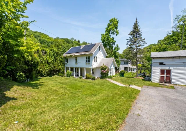 Photo 3 of Single family home for sale at 26 Crugers Ave, Cortlandt, NY 10520 | MLS# 1004146 | Listing updated on 2026-10-08