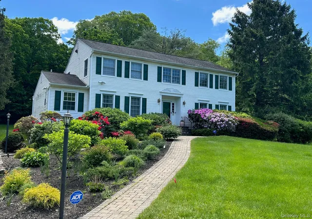 Photo 3 of Sale Pending at 16 Fox Den Rd, Mount Kisco, NY 10549 | MLS# 1004149 | Listing updated on 2026-06-14