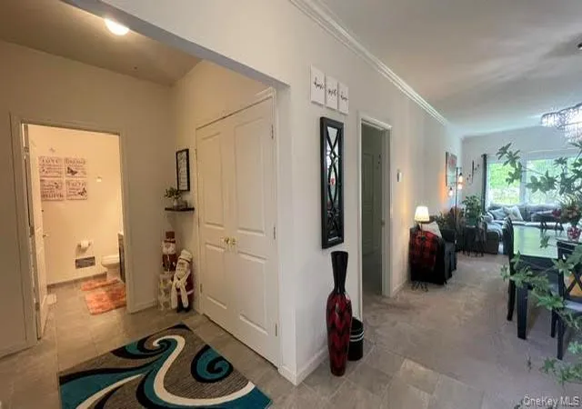 5th image of 40 Greentree Ct, Brookhaven, NY 11967 | MLS# 1004153